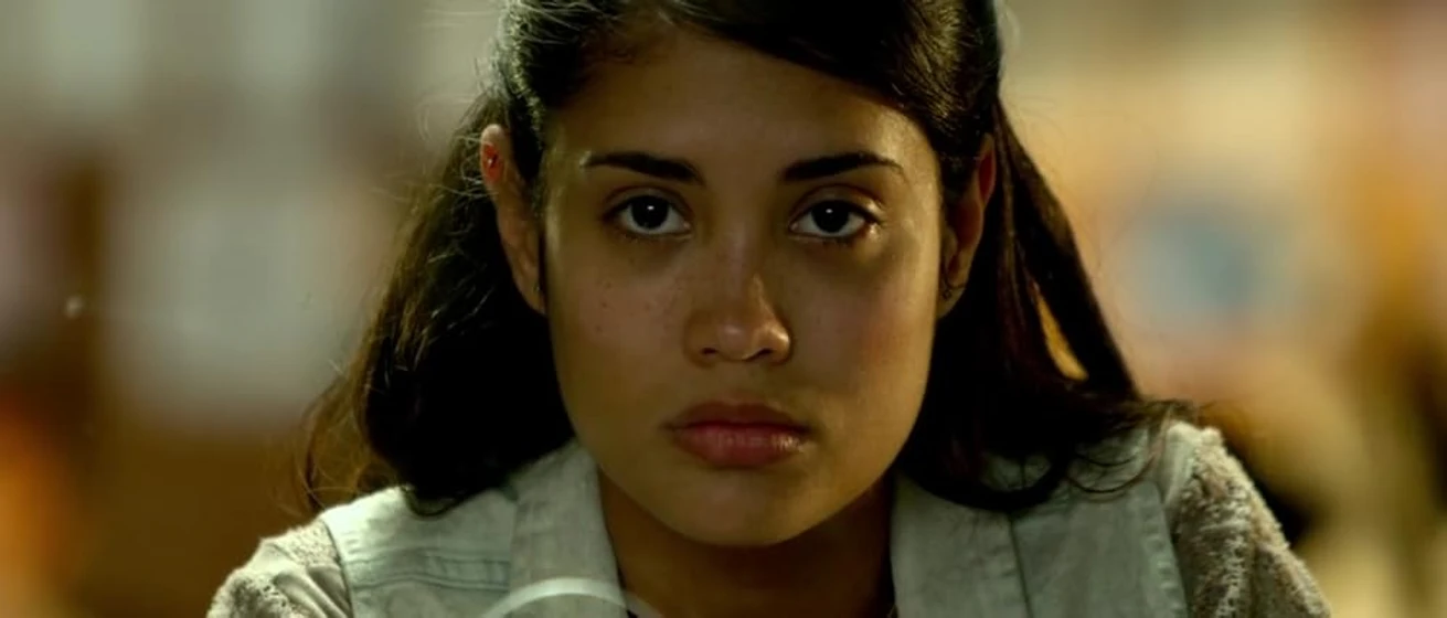 Valeria Emiliani en el-padre-la-venganza-tiene-un-precio