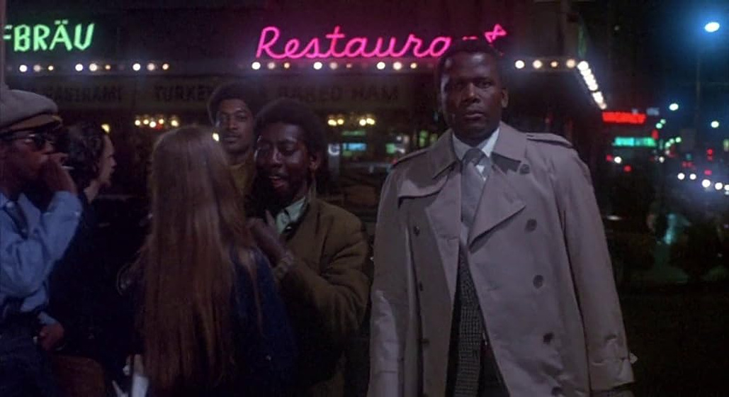 Sidney Poitier en El Inspector Tibbs Contra La organización