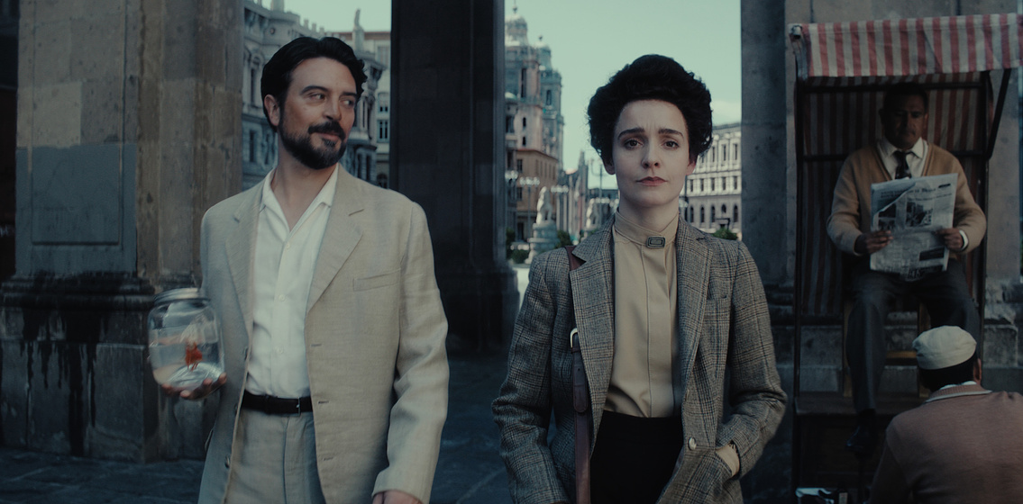 Ryan Gage y Olivia Vinall en Leonora in the Morning Light