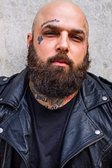 picture of actor Carlos Aviles