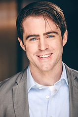 picture of actor Eric Pierce