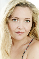 picture of actor Hannah Lochner