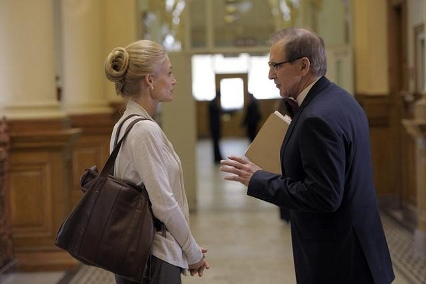 Kelly Rowan en Acoso en la red social