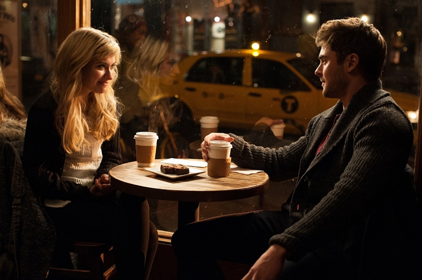 Imogen Poots y Zac Efron en That Awkward Moment