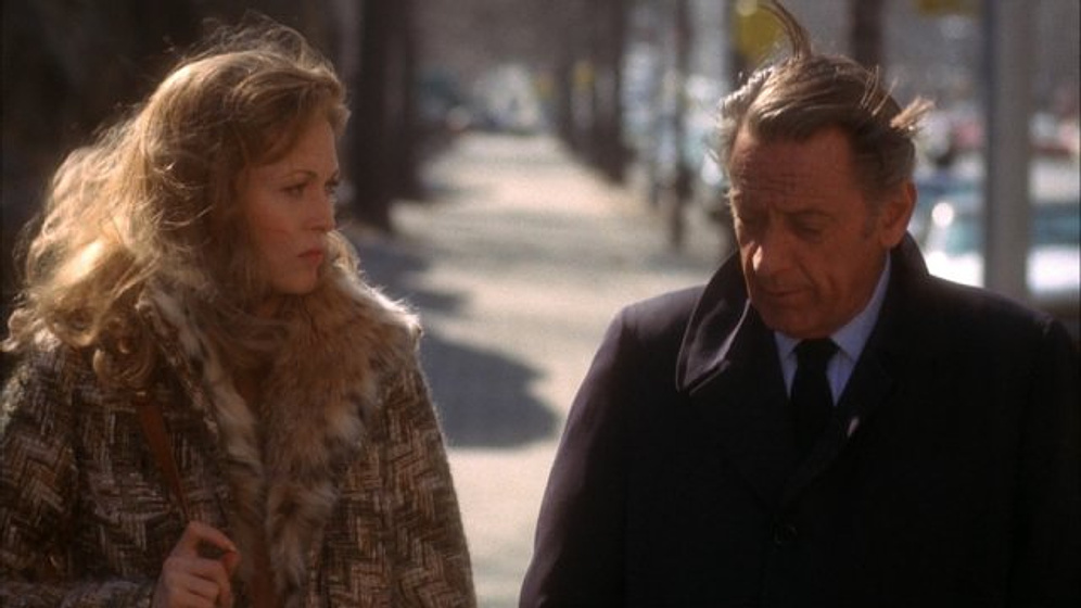 Faye Dunaway y William Holden en Network, un Mundo Implacable