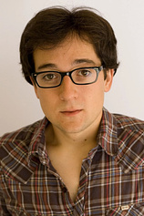 picture of actor Josh Brener