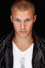 picture of actor Skyler Maxon