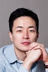 photo of person Byeong-heon Lee