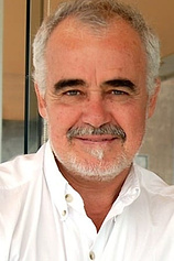 photo of person César Charlone