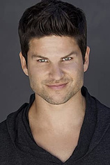 picture of actor Daniel Booko