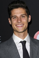 picture of actor Ken Baumann
