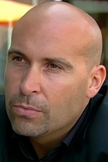 picture of actor Max Cortés