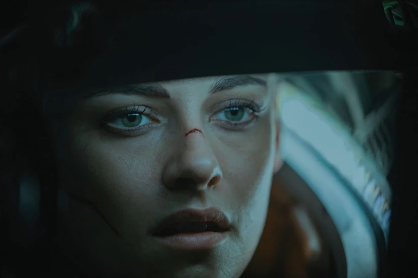 Kristen Stewart en underwater