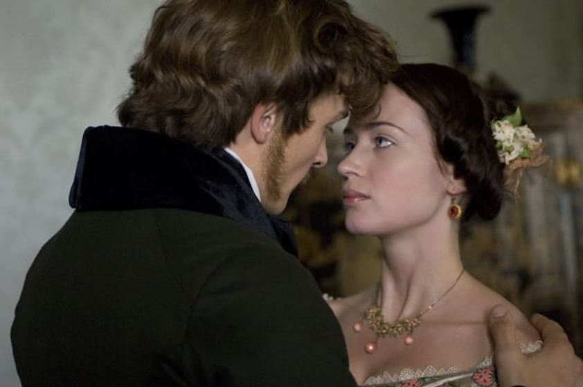 Rupert Friend y Emily Blunt en La Reina Victoria