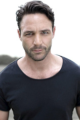picture of actor Jim Robison