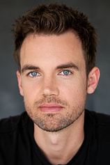 picture of actor Tyler Hilton