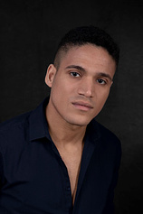 picture of actor Joshua Riley