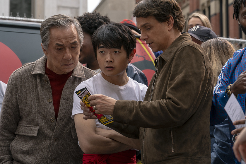 Jackie Chan, Ralph Macchio y Ben Wang en Karate Kid: Legends