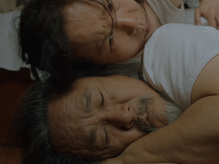 Ju-bong Gi y Jeong Ae-hwa en the-burglars