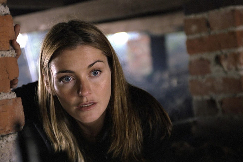 Louise Lombard en Pasos en la Sombra