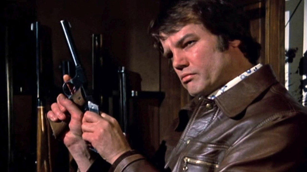 Joe Don Baker en Maten a Mr. Mitchell