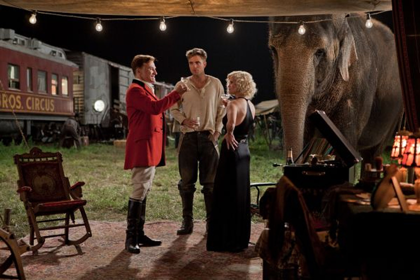 Reese Witherspoon, Robert Pattinson y Christoph Waltz en Agua para elefantes
