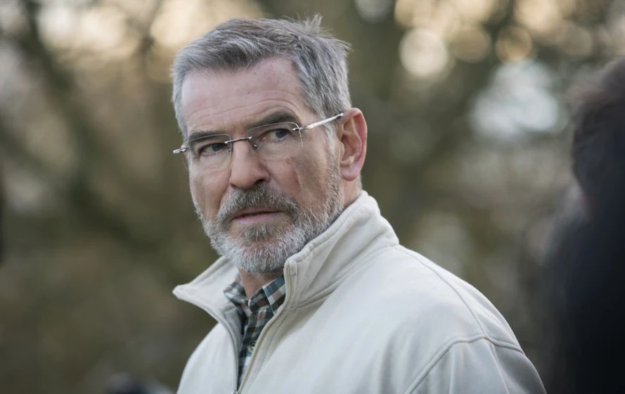 Pierce Brosnan en el-extranjero