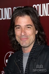 photo of person Warren Demartini