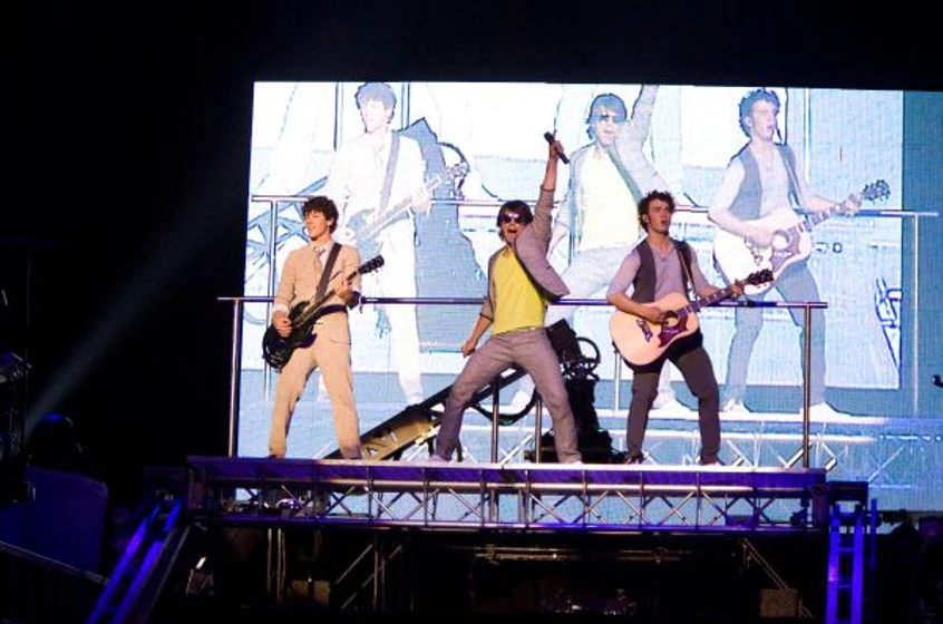 Joe Jonas, Kevin Jonas y Nick Jonas en Jonas Brothers en concierto 3D