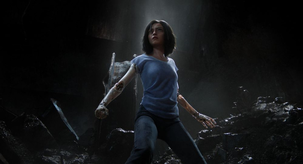 Rosa Salazar en Alita: Ángel de Combate