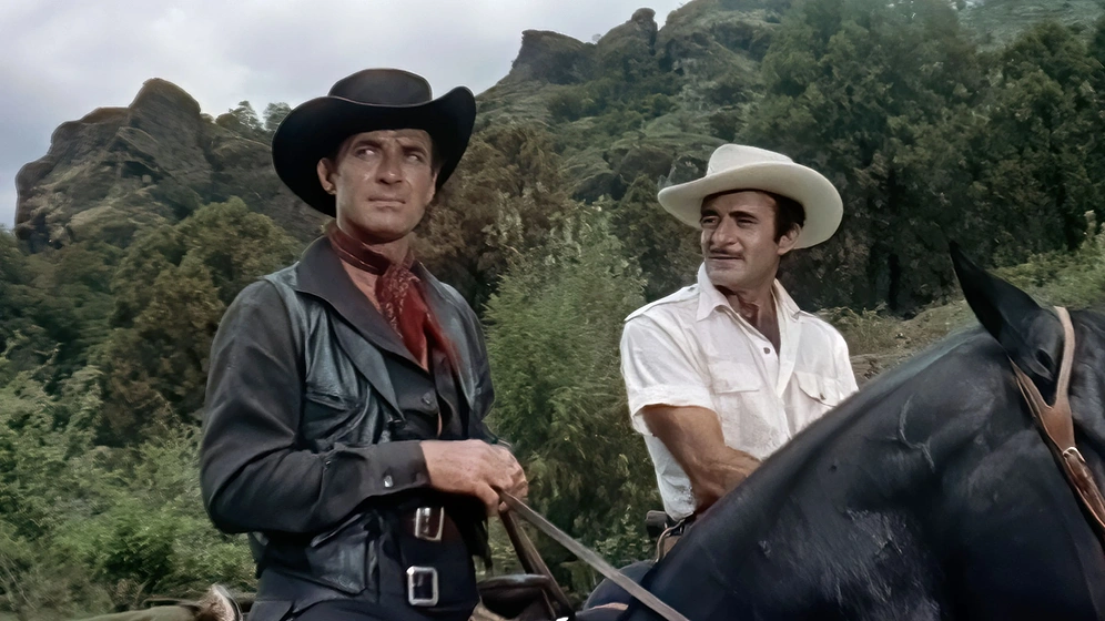 Gilbert Roland y Jock Mahoney en El Último Pistolero de la Frontera