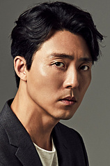 picture of actor Lee Moo-saeng