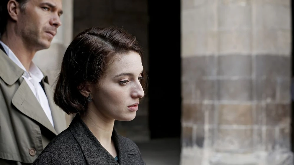 María Valverde y James D'Arcy en gernika
