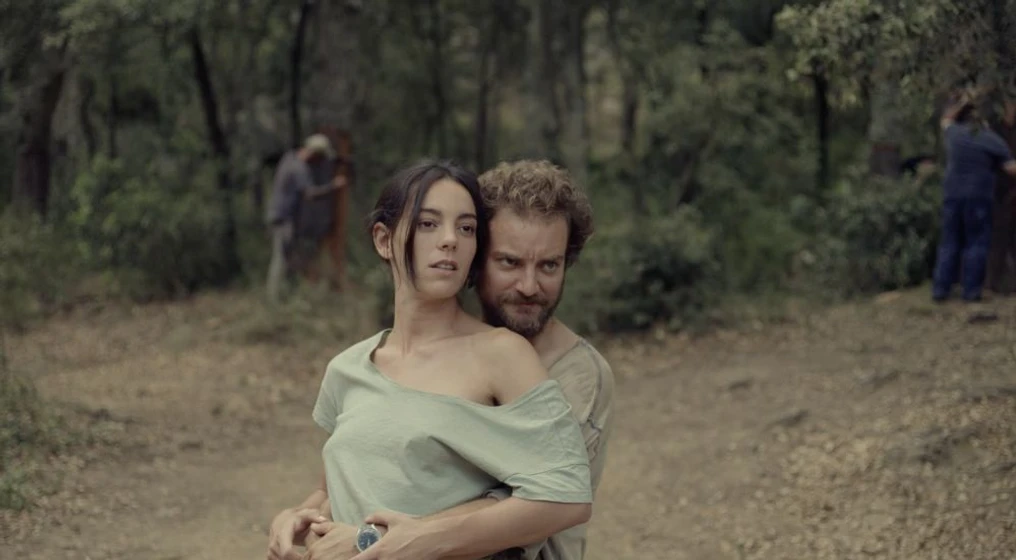 Vicky Luengo y Pol López en suro