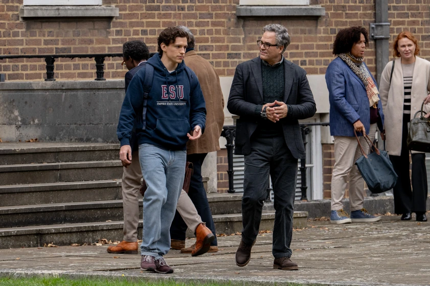 Mark Ruffalo y Tom Holland en spider-man-brand-new-day
