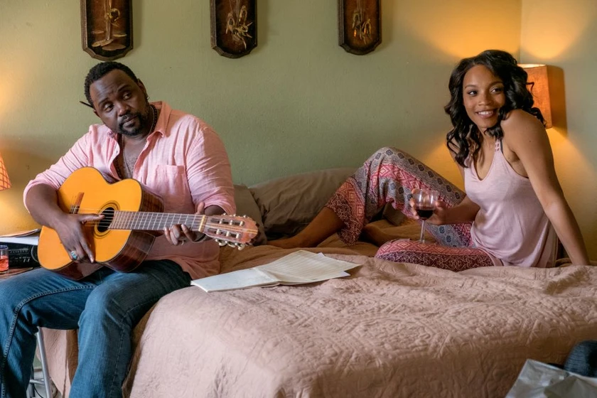 Brian Tyree Henry y Shinelle Azoroh en crimen-a-contrarreloj