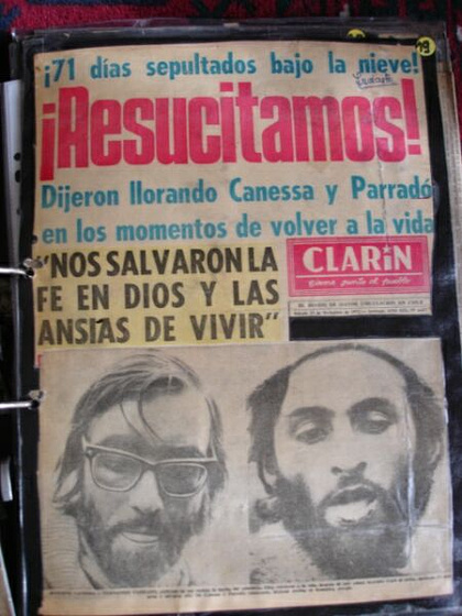 Imagen de Náufragos. Vengo de un avión que cayó en las montañas