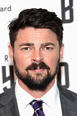 picture of actor Karl Urban