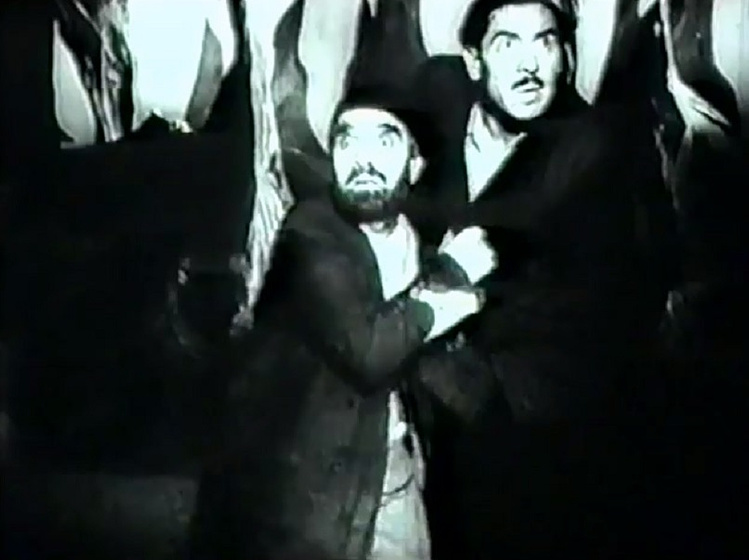 Ezzatollah Vosoogh y Reza Arham Sadr en A Party in Hell