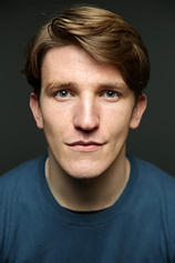 picture of actor Ewan Mitchell
