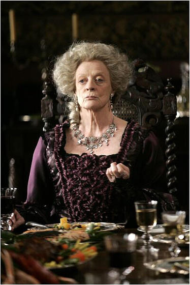 Maggie Smith en La Joven Jane Austen