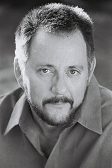 picture of actor Stephen Bridgewater