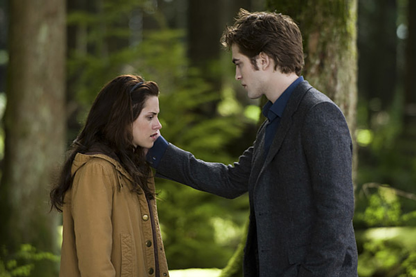 Kristen Stewart y Robert Pattinson en La Saga Crepúsculo: Luna Nueva