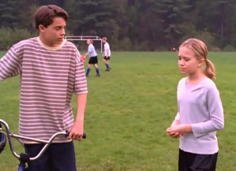Trevor Blumas y Mary-Kate Olsen en campeonas-por-igual