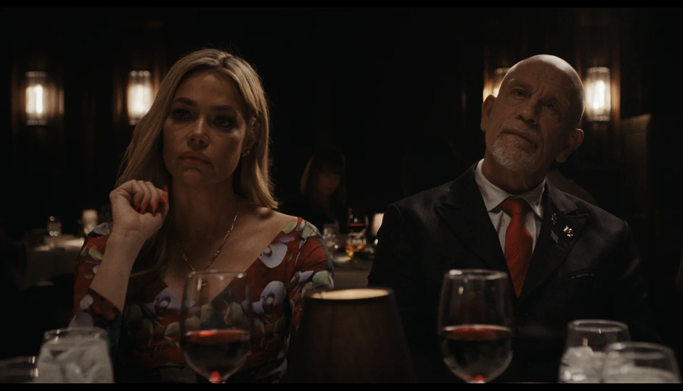 John Malkovich en The Line