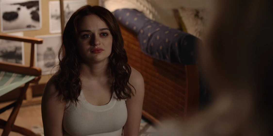 Joey King en entre-dos-mundos