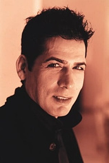 photo of person Farhad Mann