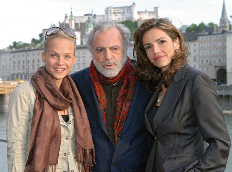 Maximilian Schell, Rebecca Immanuel y Mirjam Weichselbraun en Esencia de Amor