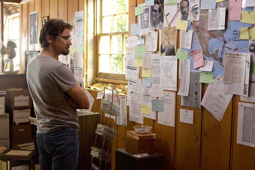 Jeremy Renner en Matar al mensajero