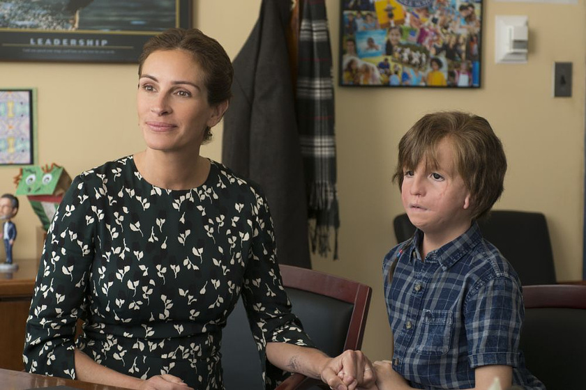 Julia Roberts y Jacob Tremblay en Wonder